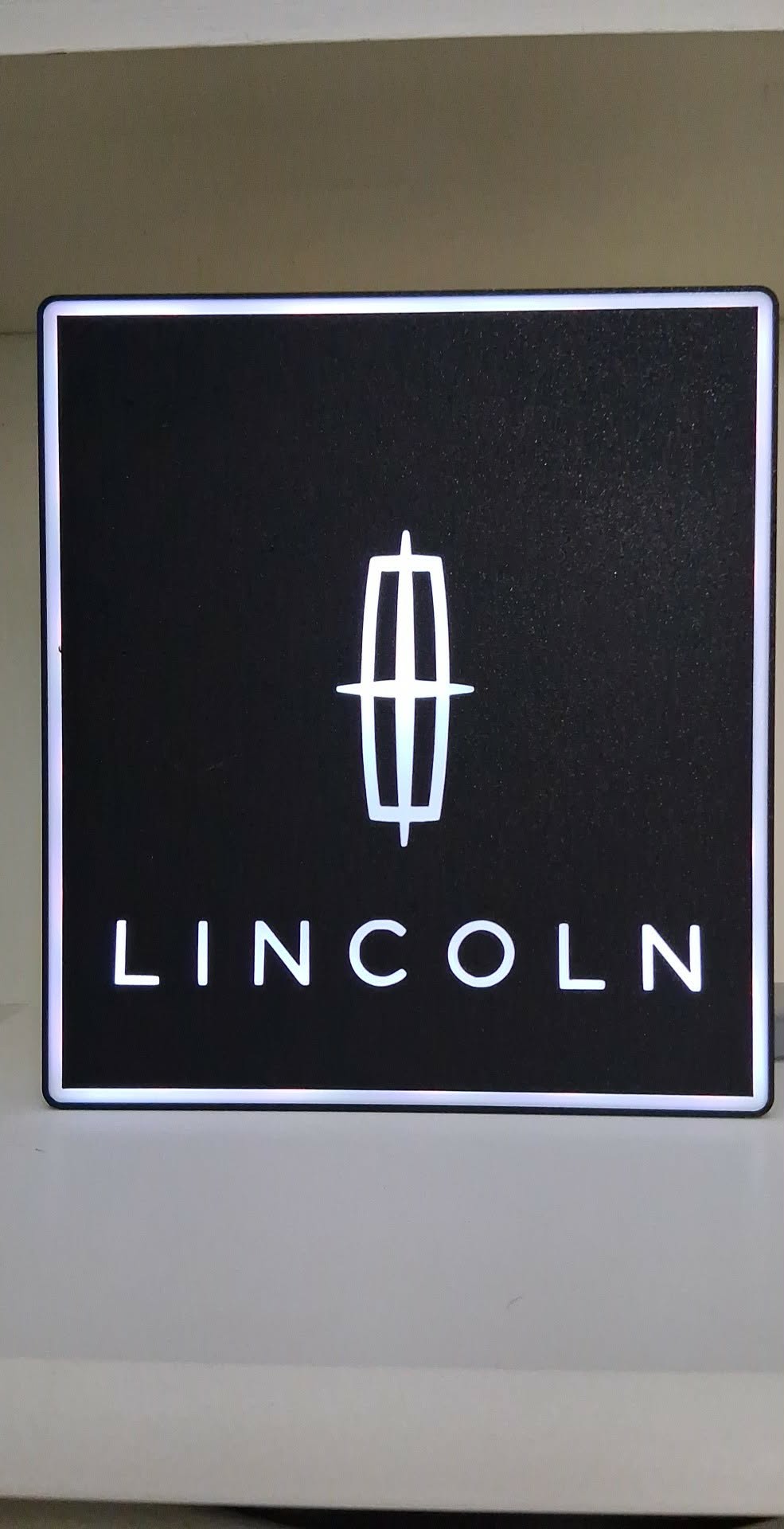 Lincoln LED light box – custom 3D printed – Lit Layer Creations