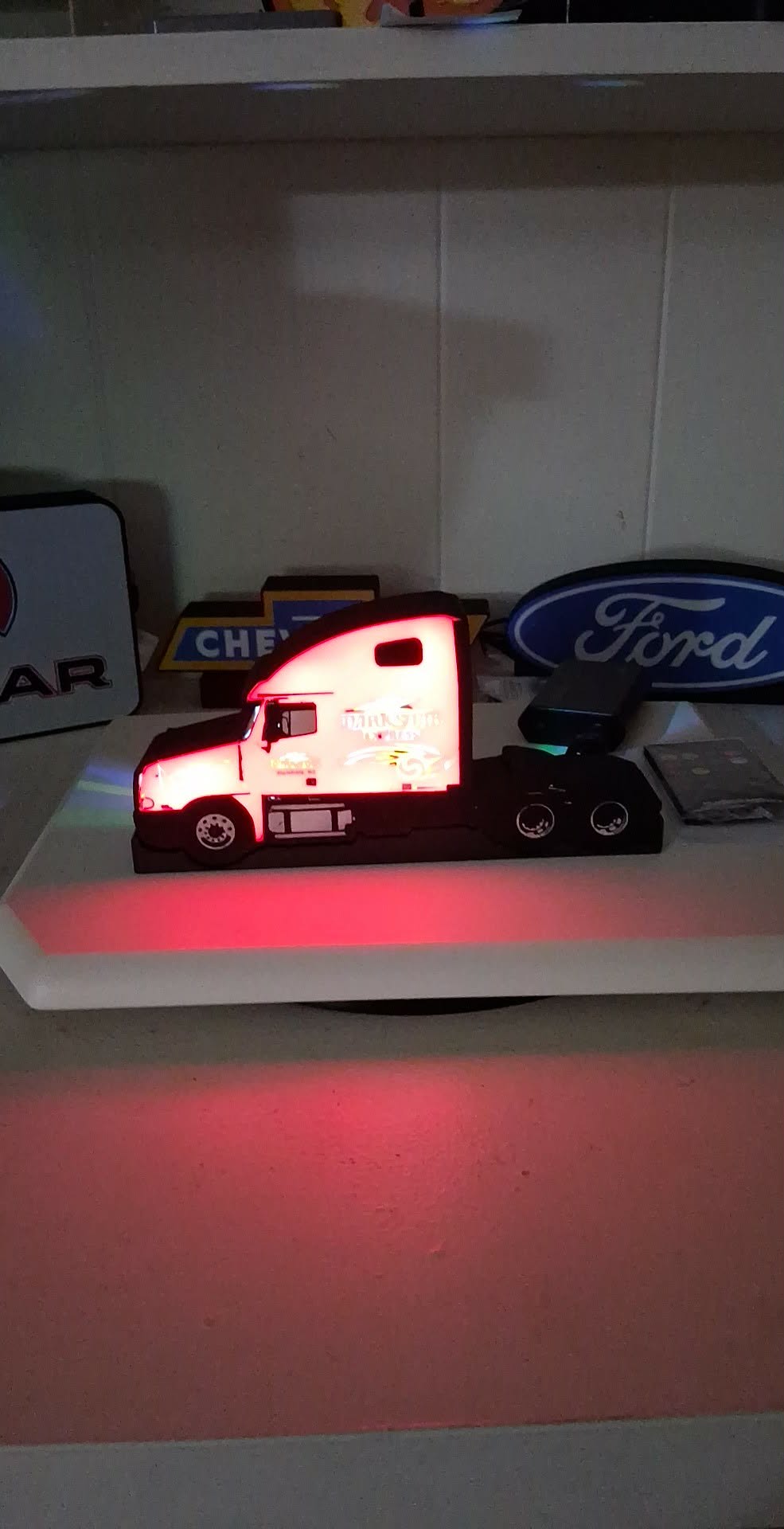 Semi LED light box – custom 3D printed – Lit Layer Creations