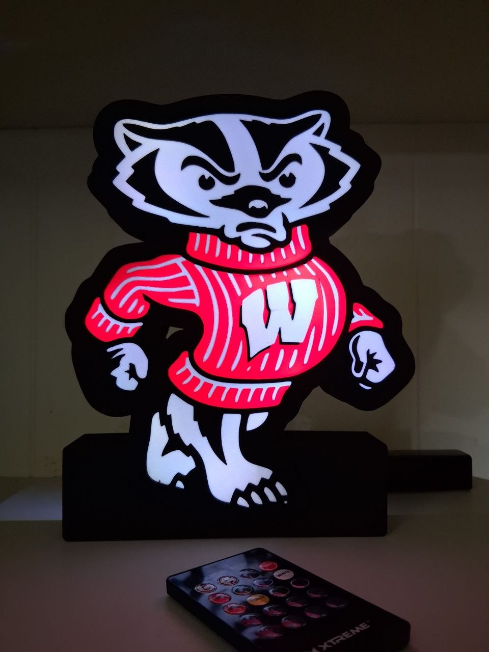 BuckyBadger LED light box – custom 3D printed – Lit Layer Creations