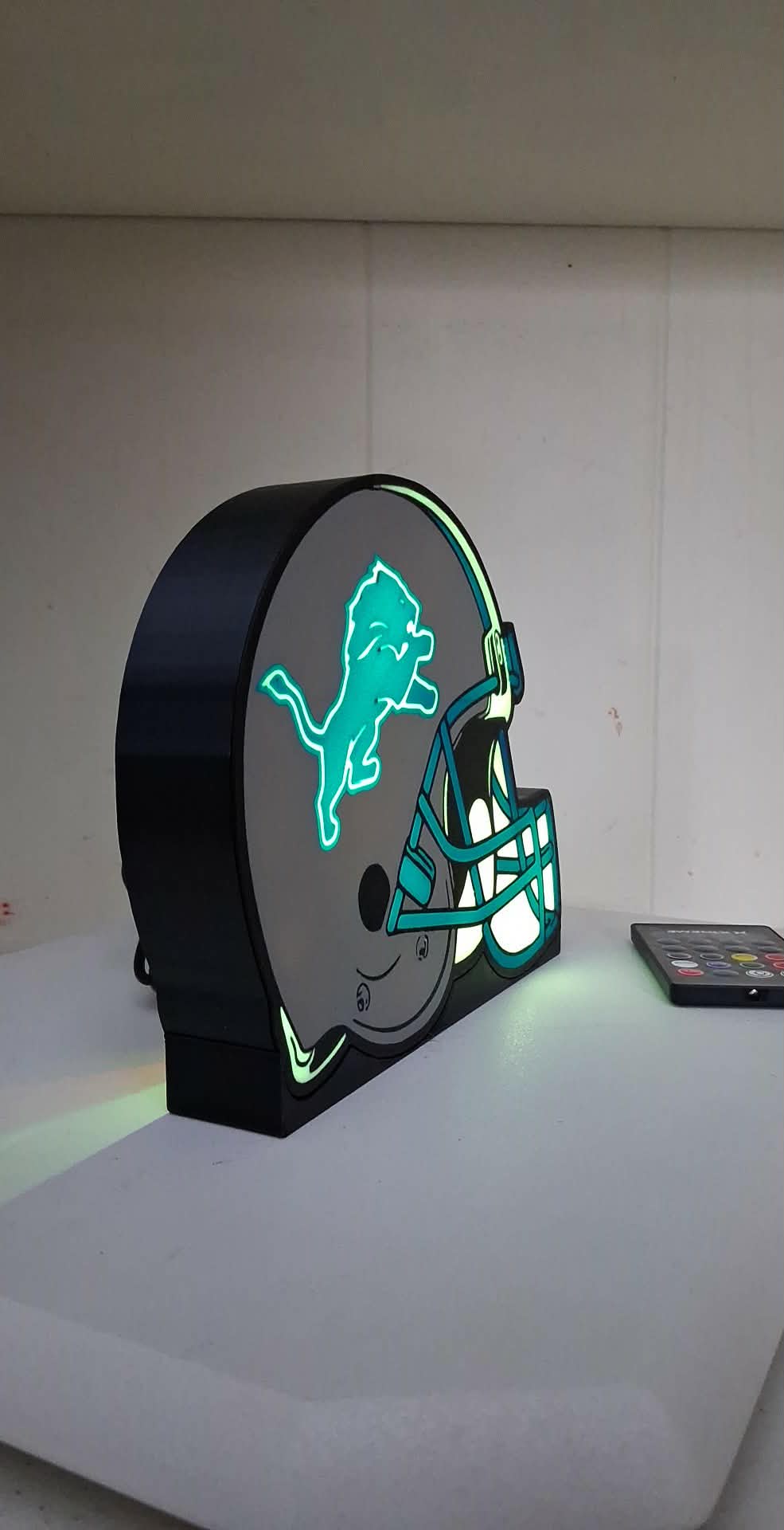 Lions LED light box – custom 3D printed – Lit Layer Creations