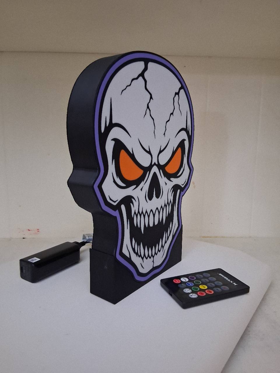 ScarrySkull LED light box – custom 3D printed – Lit Layer Creations